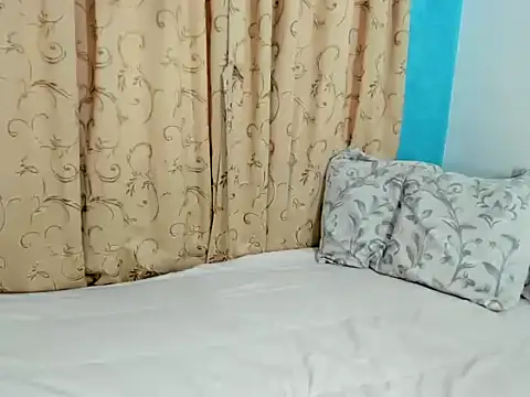 MonicaGarcia  online show from 03-10-25, 11:01