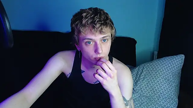 axxxturel online show from 02-22-25, 03:01