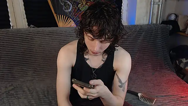 Snapshot of axxxturel chatting on 05-29-26, 02:23 axxxturel online show from 05-29-26, 02:23