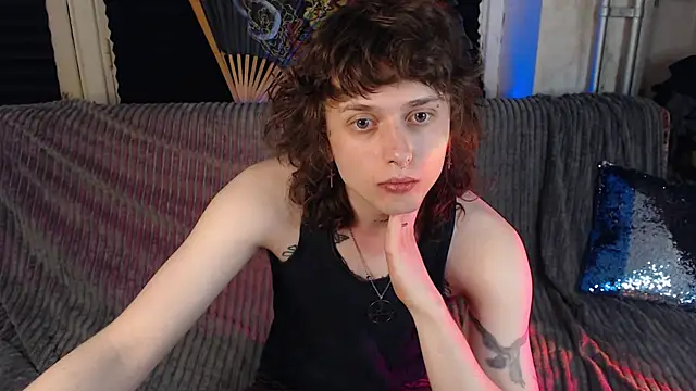 Snapshot of axxxturel chatting on 05-08-26, 07:28 axxxturel online show from 05-08-26, 07:28