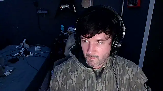 Stix Zadinia online show from 12-15-25, 03:01