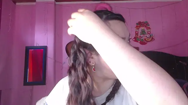 NikkiRous  online show from 09-19-25, 12:42