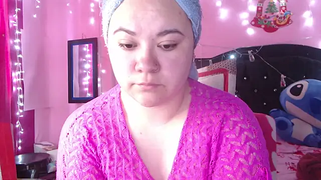 NikkiRous  online show from 11-26-25, 01:22