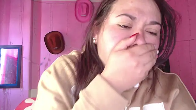 NikkiRous  online show from 01-09-26, 01:51