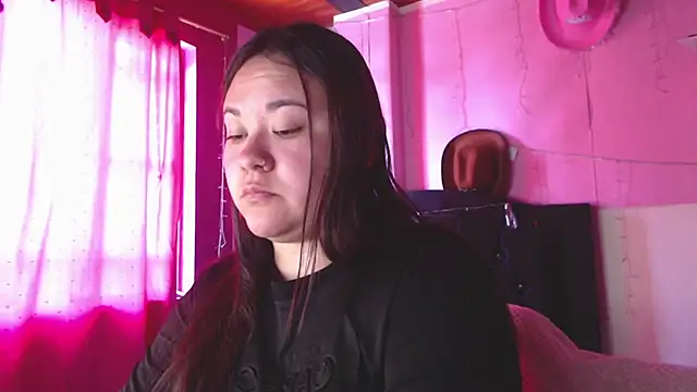 Snapshot of NikkiRous_ chatting on 04-22-26, 04:25 NikkiRous online show from 04-22-26, 04:25