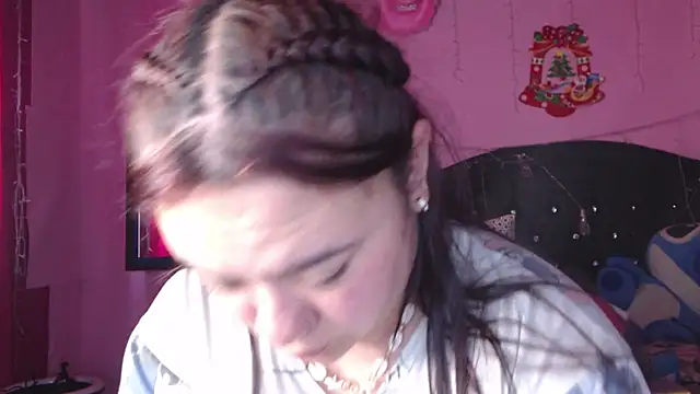 NikkiRous  online show from 12-04-25, 01:32