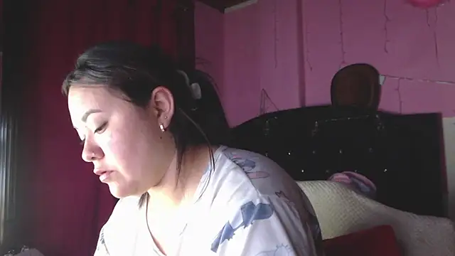 Snapshot of NikkiRous_ chatting on 04-29-26, 03:43 NikkiRous online show from 04-29-26, 03:43