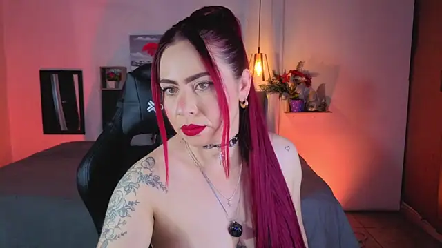 Dulce charlottee online show from 04-22-26, 07:42