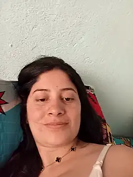 Snapshot of Lara_Asher chatting on 10-12-25, 03:46 Lara Asher online show from 10-12-25, 03:46