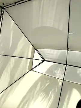 Snapshot of Ema_azel chatting on 09-13-25, 01:33 Ema azel online show from 09-13-25, 01:33