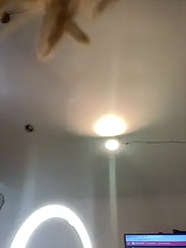 Snapshot of Ema_azel chatting on 03-01-25, 08:21 Ema azel online show from 03-01-25, 08:21