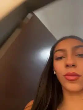 Snapshot of Ema_azel chatting on 03-02-25, 06:46 Ema azel online show from 03-02-25, 06:46