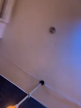 Snapshot of Ema_azel chatting on 02-25-25, 01:32 Ema azel online show from 02-25-25, 01:32