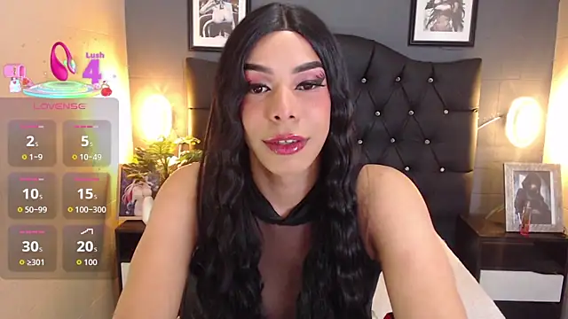 Giorgina Parado online show from 10-10-25, 09:26