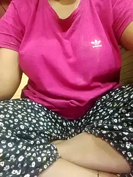 Snapshot of Im_Cute chatting on 01-25-25, 07:18 Im Cute online show from 01-25-25, 07:18