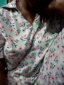 Snapshot of Im_Cute chatting on 09-29-25, 08:03 Im Cute online show from 09-29-25, 08:03