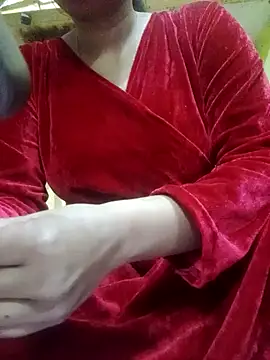 Snapshot of Im_Cute chatting on 02-19-25, 07:05 Im Cute online show from 02-19-25, 07:05