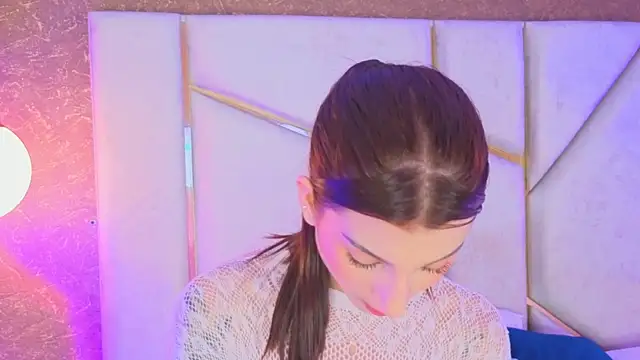 AilishBenson online show from 04-16-26, 11:18