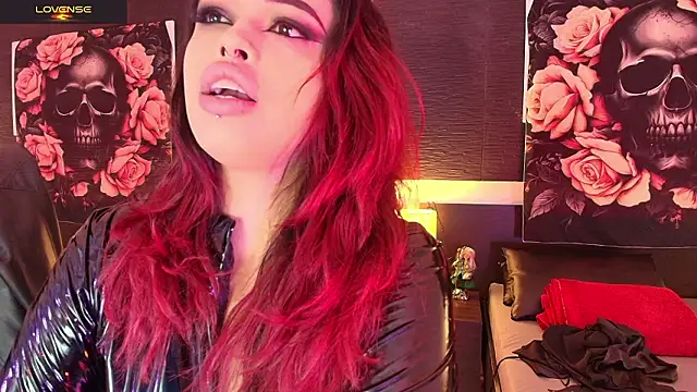 EvaaFoxxy1 online show from 02-08-26, 12:14