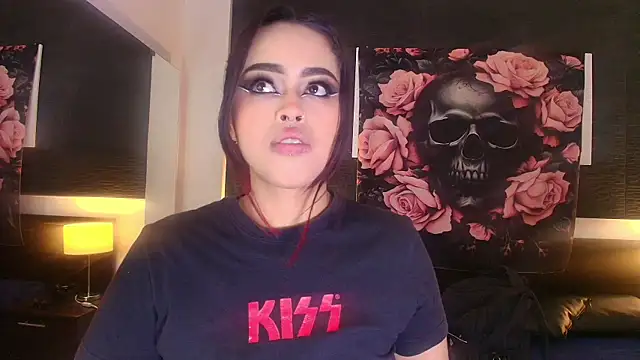 Snapshot of EvaaFoxxy1 chatting on 06-13-26, 11:52 EvaaFoxxy1 online show from 06-13-26, 11:52