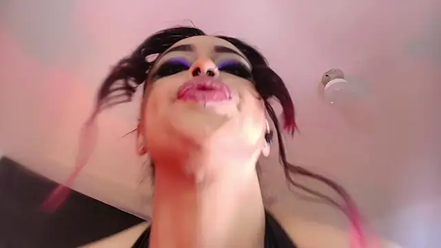 Snapshot of EvaaFoxxy1 chatting on 06-16-26, 11:54 EvaaFoxxy1 online show from 06-16-26, 11:54