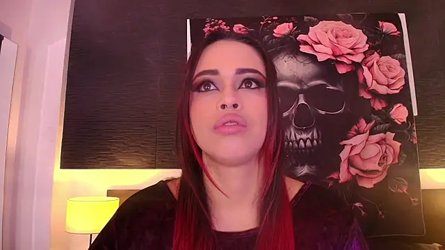 EvaaFoxxy1 online show from 04-12-26, 01:36