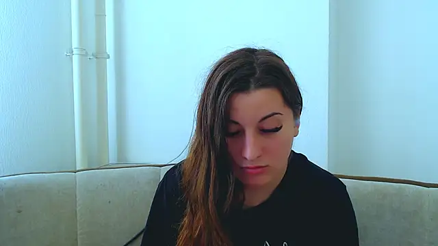 Helen Adams  online show from 03-10-25, 09:45