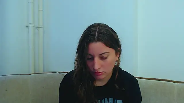 Helen Adams  online show from 02-10-25, 01:11