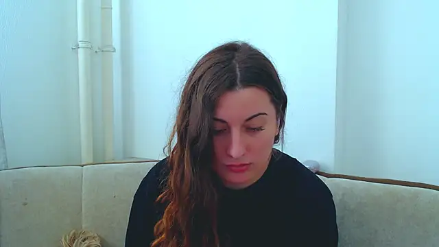 Helen Adams  online show from 02-05-25, 08:32