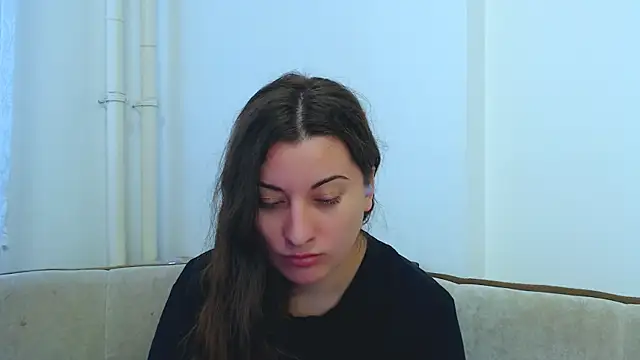 Helen Adams  online show from 03-05-25, 08:21