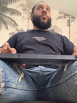 boy  ofc online show from 11-10-25, 07:52