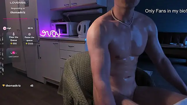 fresh b1ood online show from 04-25-26, 11:02