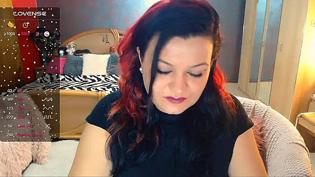 Snapshot of Ariellefoxy chatting on 01-24-25, 04:16 Ariellefoxy online show from 01-24-25, 04:16