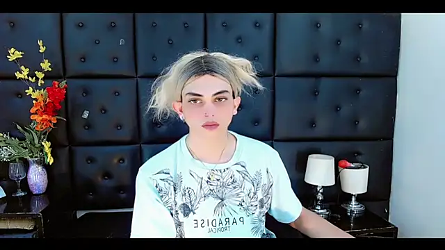 Daniela Pink  online show from 02-27-26, 07:24