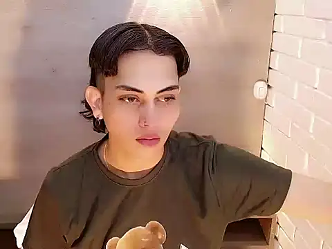 Daniela Pink  online show from 01-11-26, 07:54