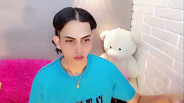 Daniela Pink  online show from 01-14-26, 07:39