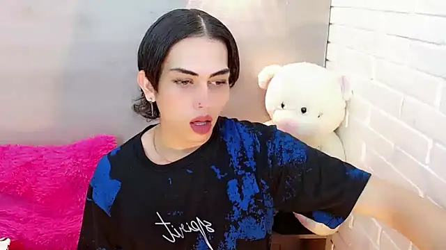 Daniela Pink  online show from 11-12-25, 07:29