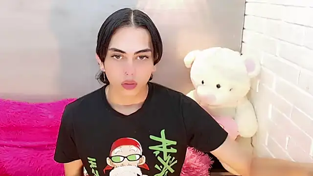 Daniela Pink  online show from 11-14-25, 07:50