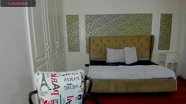 KimWessel  online show from 04-13-26, 05:39