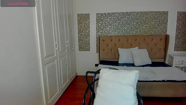 KimWessel  online show from 11-24-25, 07:36