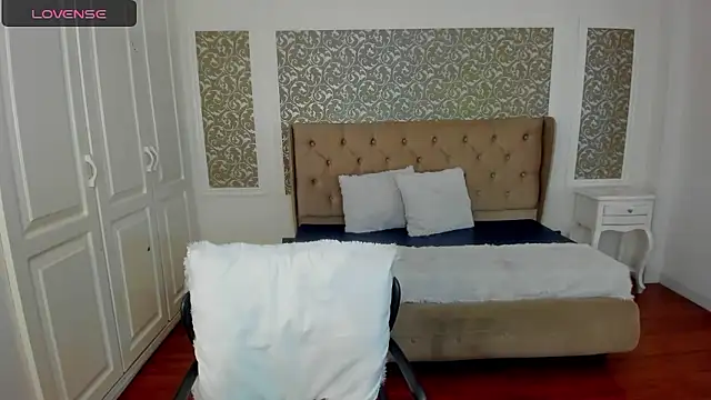 KimWessel  online show from 01-14-26, 07:39