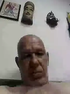 Snapshot of FabiQuilmes chatting on 01-07-25, 12:13 FabiQuilmes online show from 01-07-25, 12:13