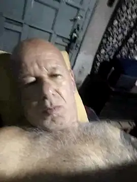 Snapshot of FabiQuilmes chatting on 03-03-25, 11:56 FabiQuilmes online show from 03-03-25, 11:56