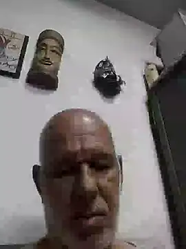 Snapshot of FabiQuilmes chatting on 01-12-25, 03:39 FabiQuilmes online show from 01-12-25, 03:39