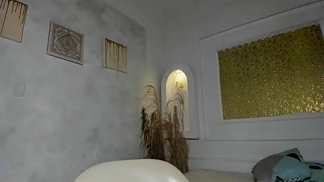 Tahira 21  online show from 10-09-25, 06:52