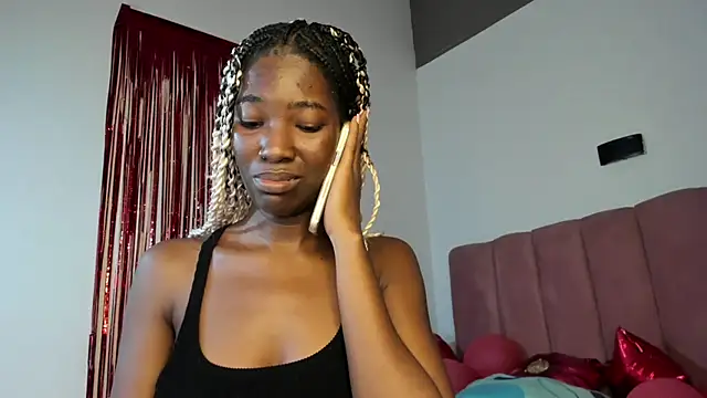 Snapshot of Tahira_21_ chatting on 02-24-26, 07:48 Tahira 21 online show from 02-24-26, 07:48