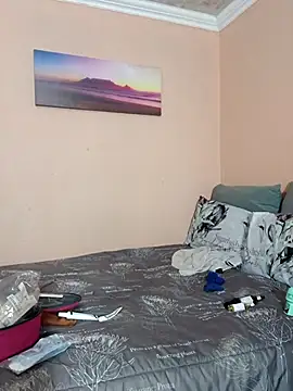 Fantasy1976 online show from 03-27-26, 06:42