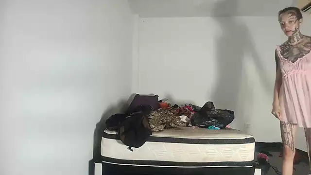 Snapshot of barbara_anal_squirt_ chatting on 06-27-26, 12:22 barbara anal squirt online show from 06-27-26, 12:22