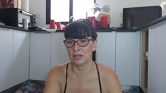 HellenLatin online show from 04-03-26, 05:52