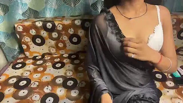 Snapshot of shuhana_ chatting on 04-20-26, 04:59 shuhana online show from 04-20-26, 04:59